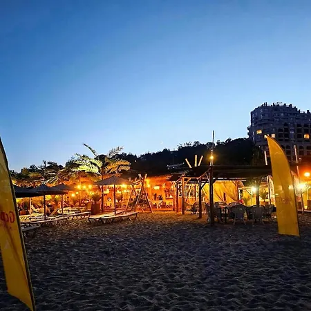 Seaside Nest For 4 * Varna